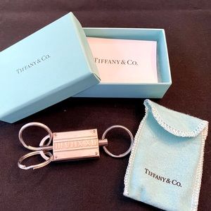 Authentic Rare Tiffany and Co.‘s Vintage Atlas Sterling Valet Keychain Men/Women